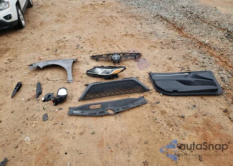 2018 Toyota Camry L из США, поврежденный, VIN 4T1B11HK7JU101754